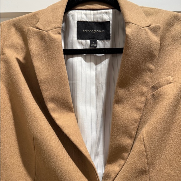 Banana Republic Camel Blazer - Picture 3 of 3